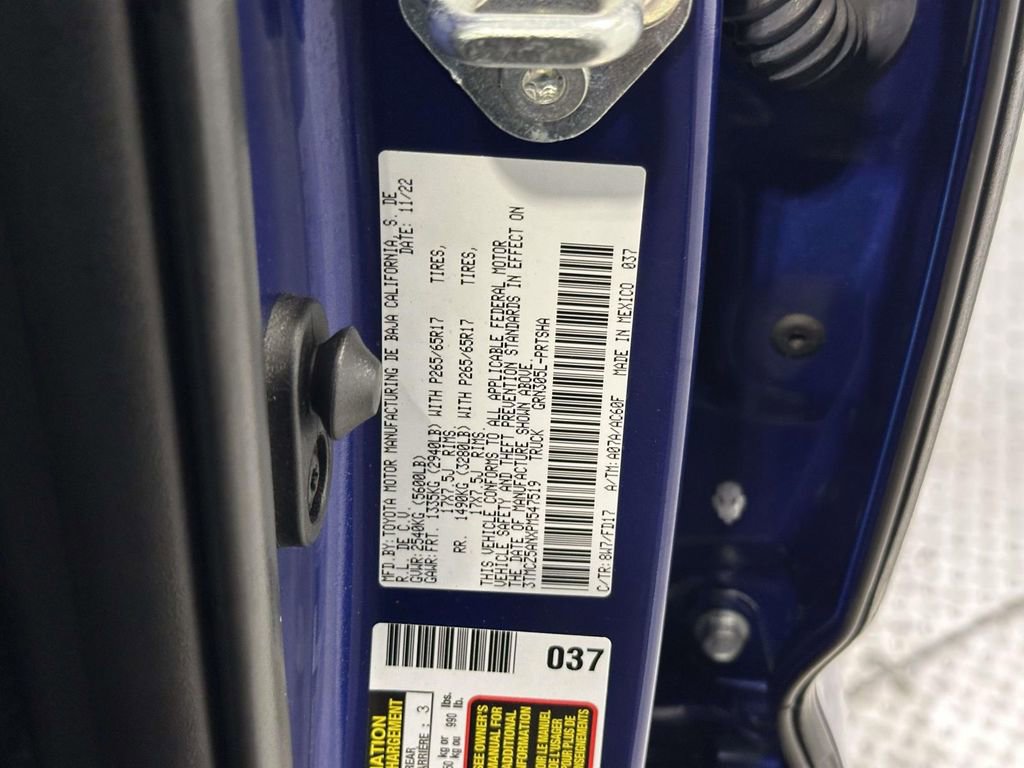 Used 2023 Toyota Tacoma TRD Sport image 32