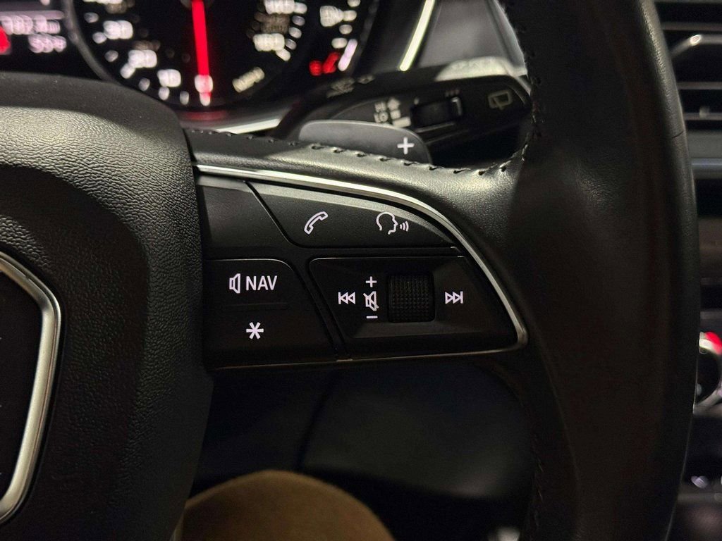 Used 2019 Audi Q5 2.0T Premium w/ Convenience Package image 13