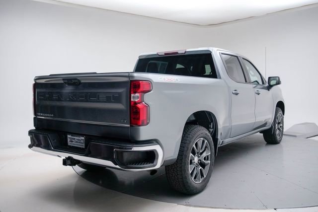 Used 2024 Chevrolet Silverado 1500 LT AWD/4WD image 6