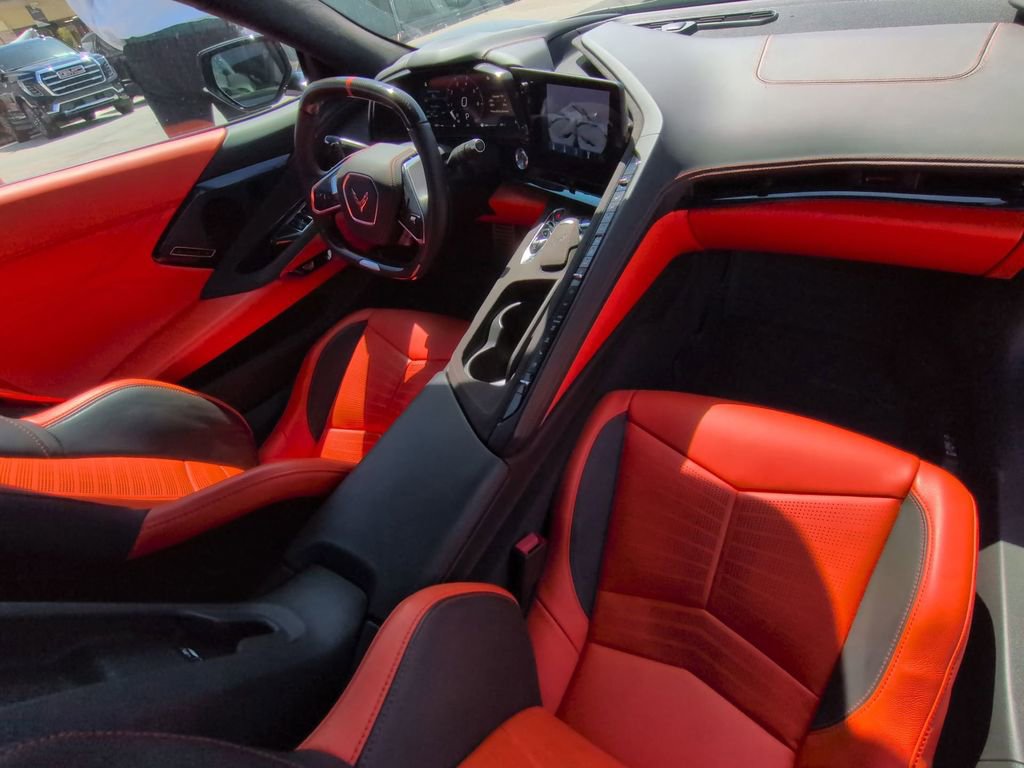 Used 2025 Chevrolet Corvette E-Ray w/ Stealth Interior Trim Package AWD/4WD image 22