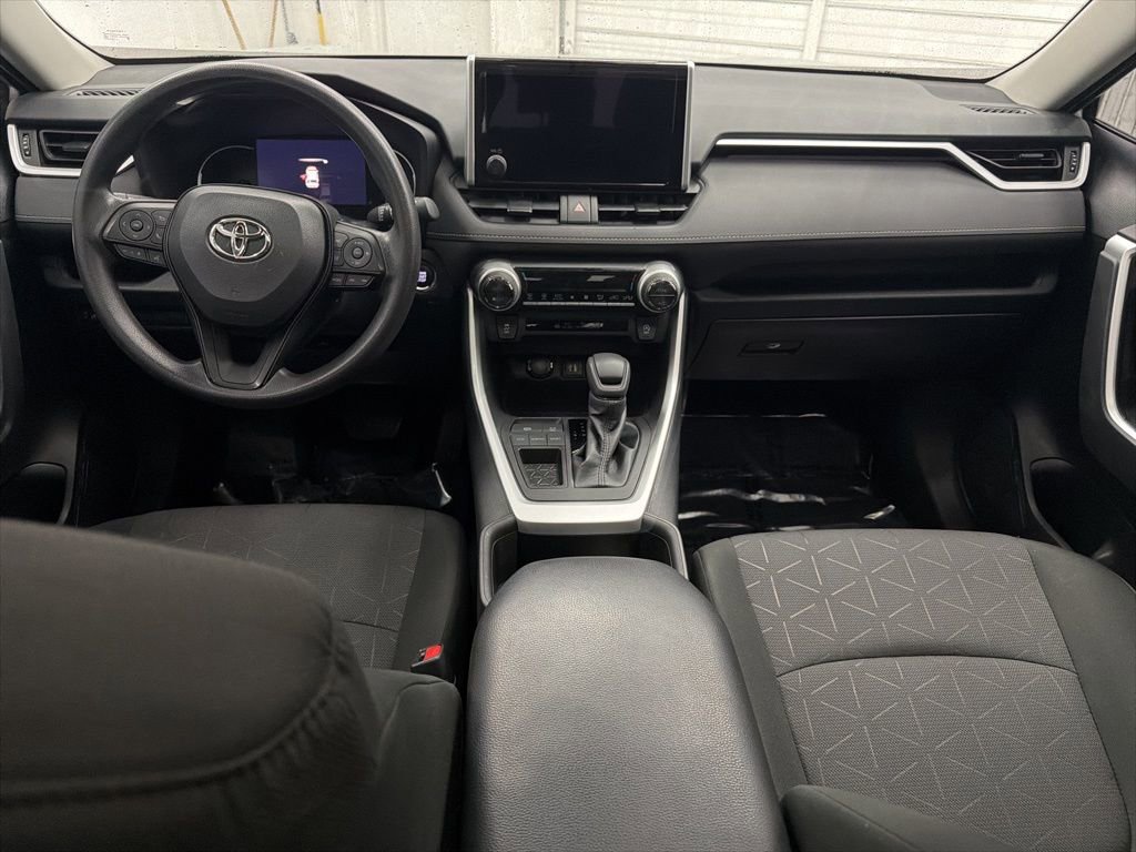 Used 2023 Toyota RAV4 XLE w/ Convenience Package image 24
