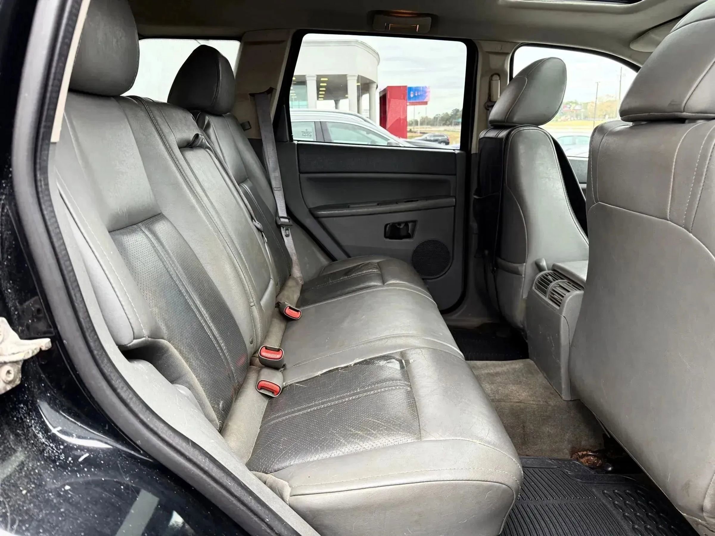 Used 2006 Jeep Grand Cherokee Limited image 13