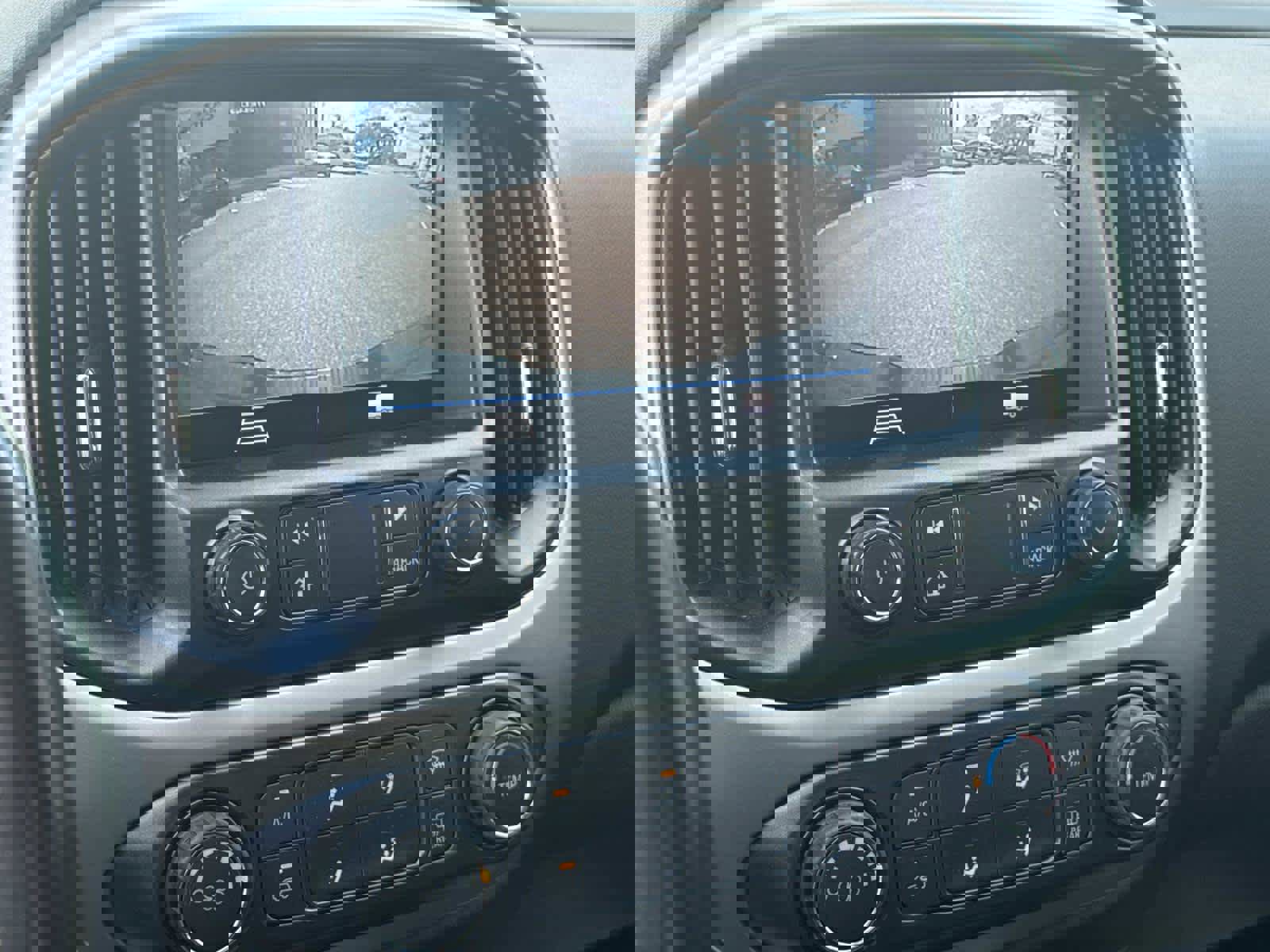 Used 2022 Chevrolet Colorado LT w/ LT Convenience Package image 26