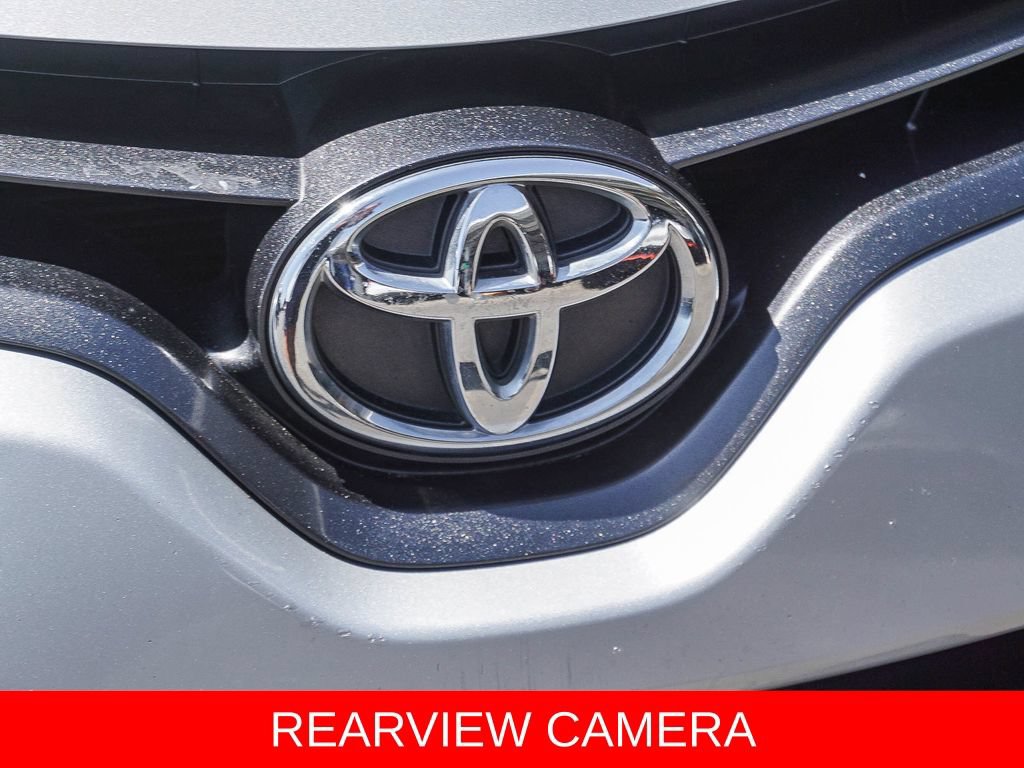 Used 2015 Toyota Corolla LE FWD image 11