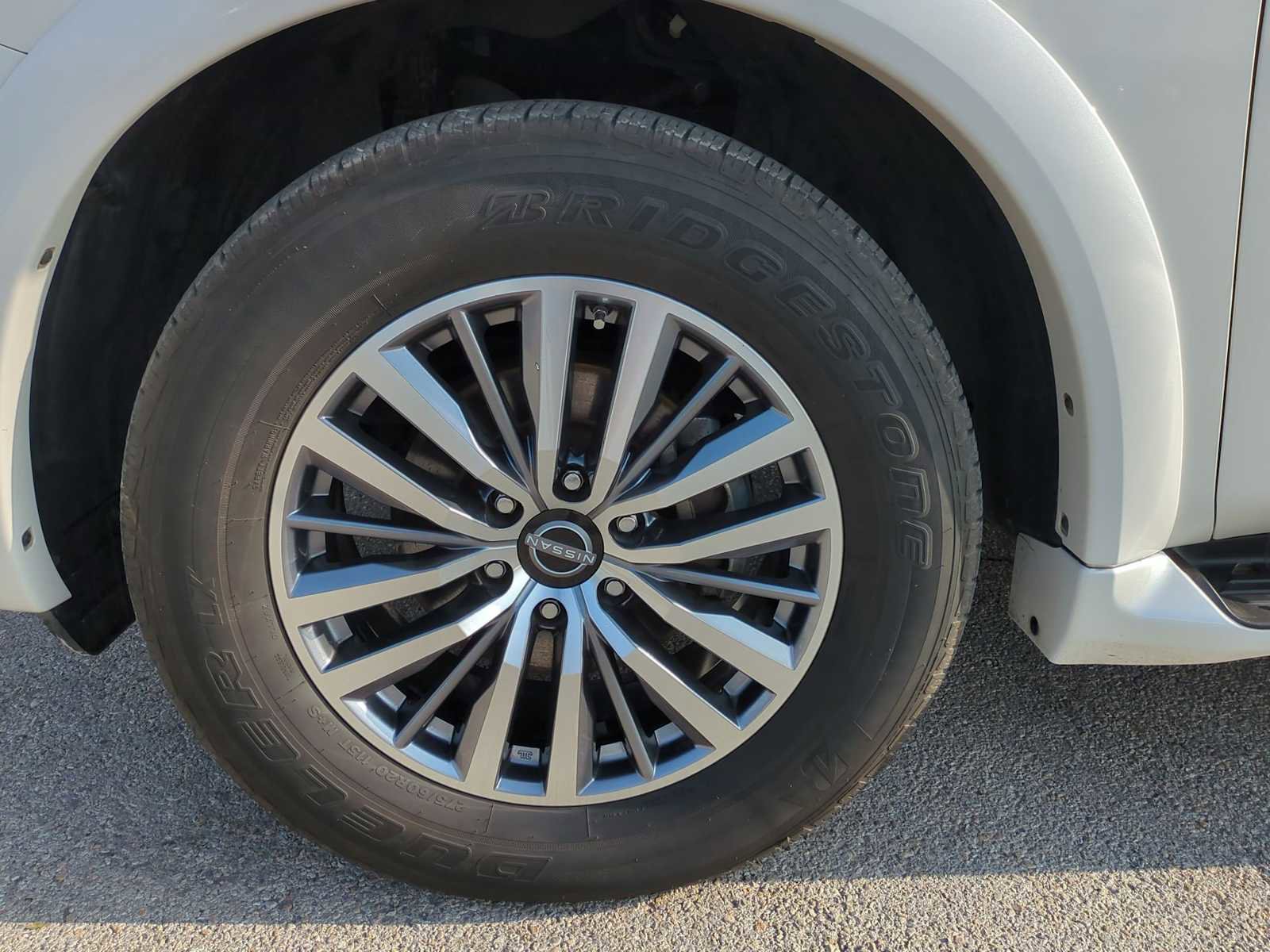 Used 2022 Nissan Armada SL w/ Captain's Chairs Package image 34