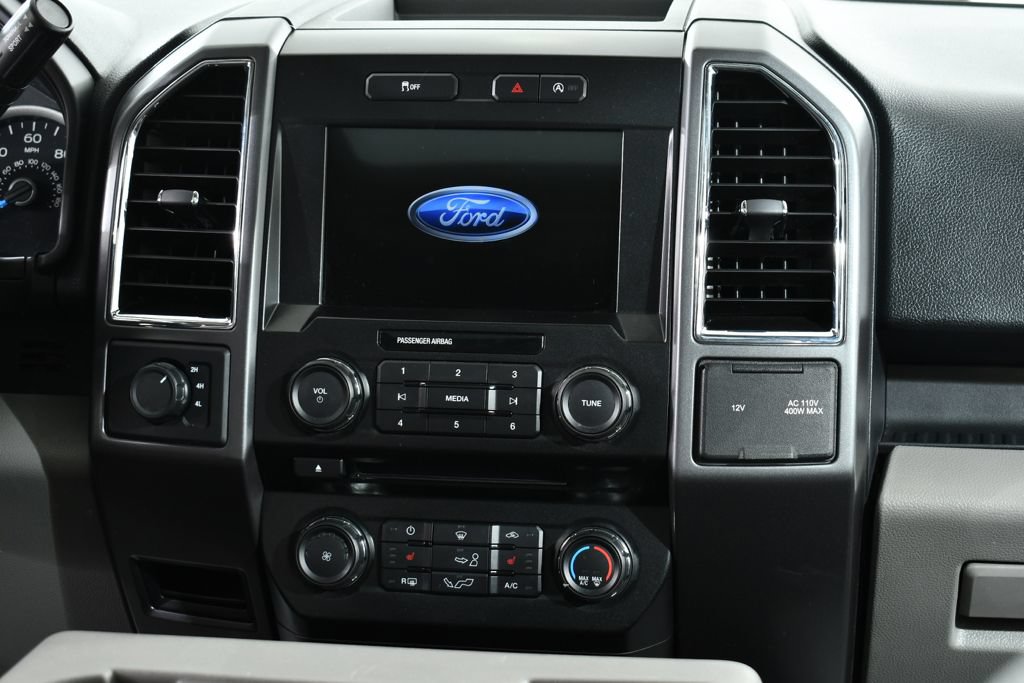 Used 2016 Ford F150 XLT w/ Equipment Group 302A Luxury AWD/4WD image 9