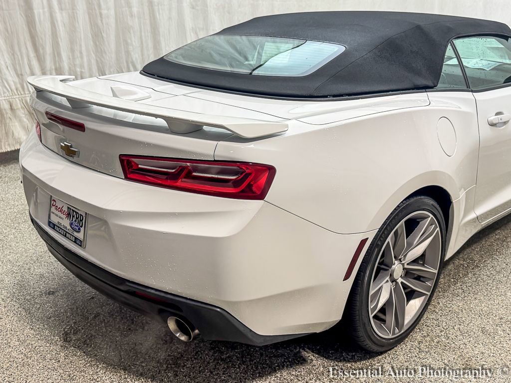 Used 2018 Chevrolet Camaro LT w/ RS Package RWD image 8