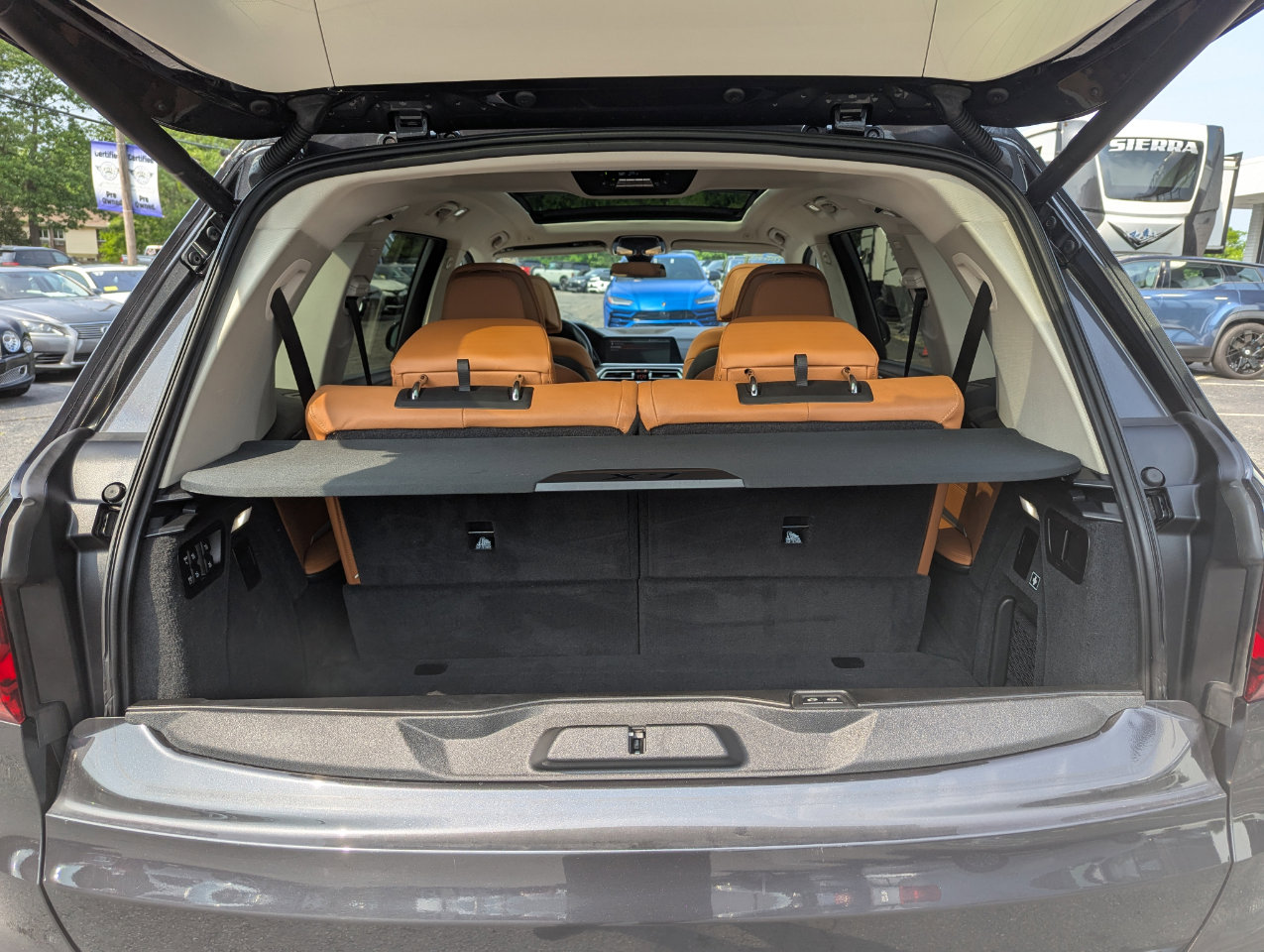 Used 2022 BMW X7 xDrive40i w/ Luxury Seating Package image 55