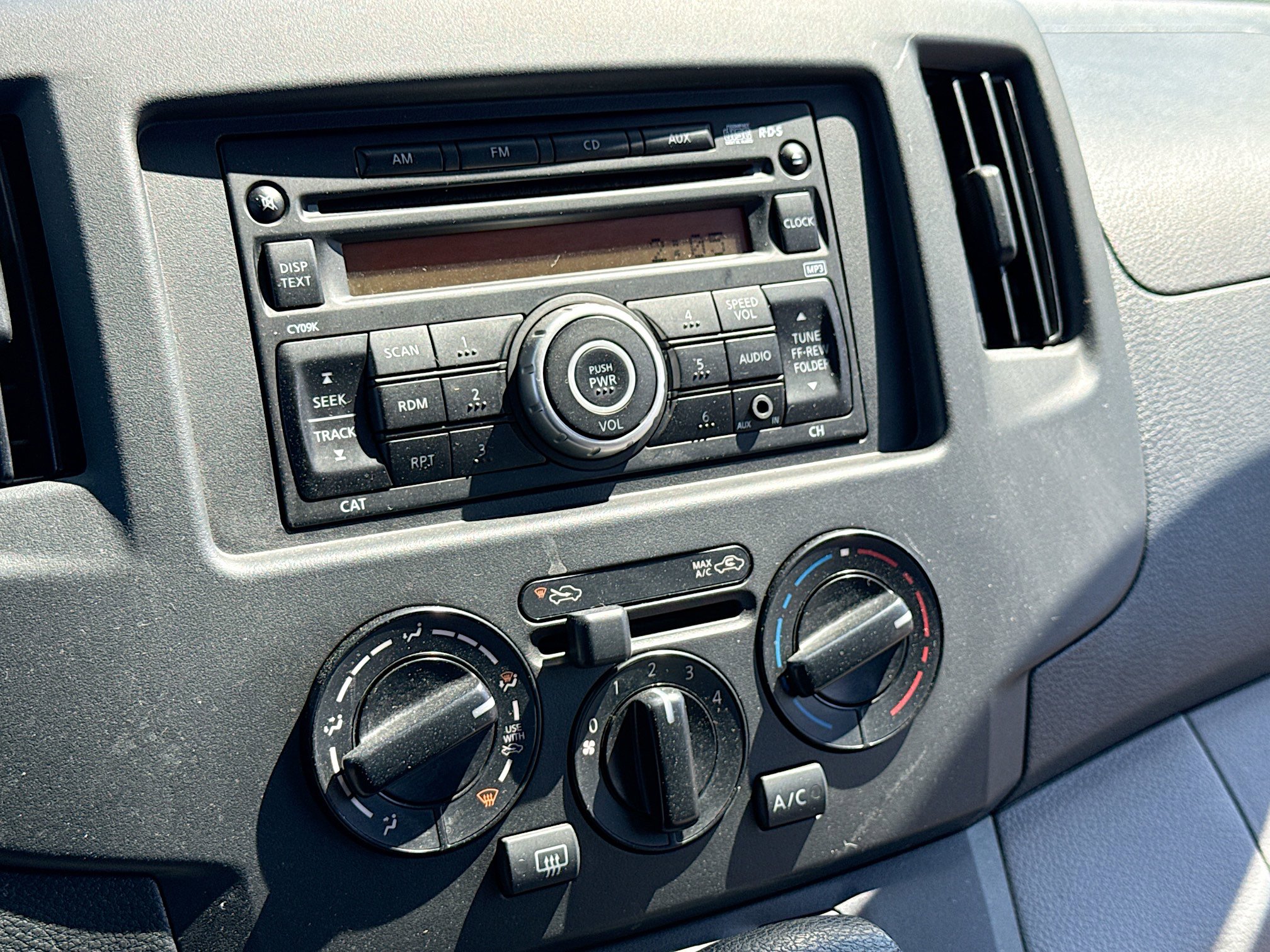 Used 2015 Chevrolet City Express LT w/ Appearance Package FWD image 8