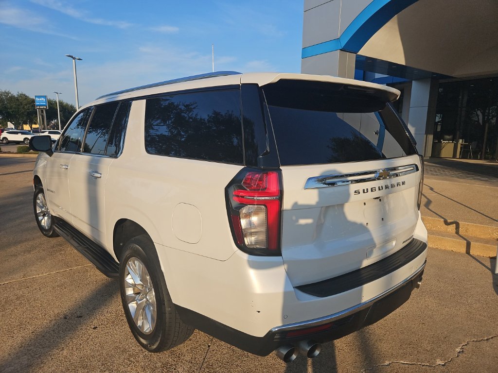 Used 2021 Chevrolet Suburban Premier AWD/4WD image 7