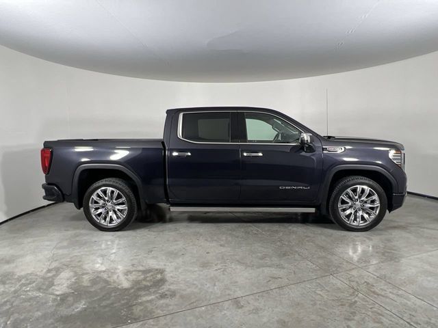Used 2022 GMC Sierra 1500 Denali w/ Denali Reserve Package AWD/4WD image 9