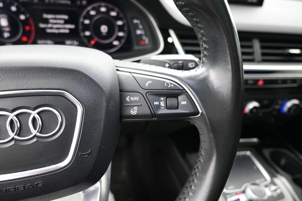 Used 2017 Audi Q7 3.0T Premium Plus AWD/4WD image 29