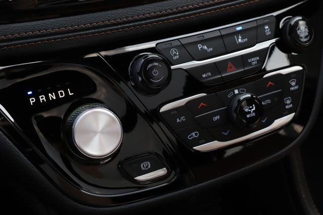 New 2026 Chrysler Pacifica Pinnacle AWD/4WD image 34