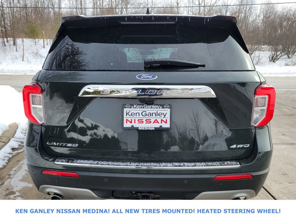 Used 2022 Ford Explorer Limited w/ Equipment Group 301A image 4