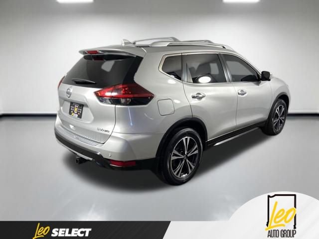 Used 2020 Nissan Rogue SV w/ Sun & Sound Touring Package AWD/4WD image 6