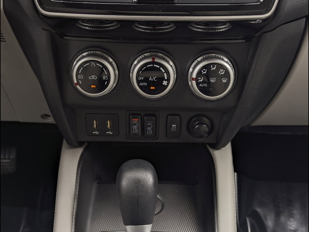 Used 2020 Mitsubishi Outlander Sport ES FWD image 31