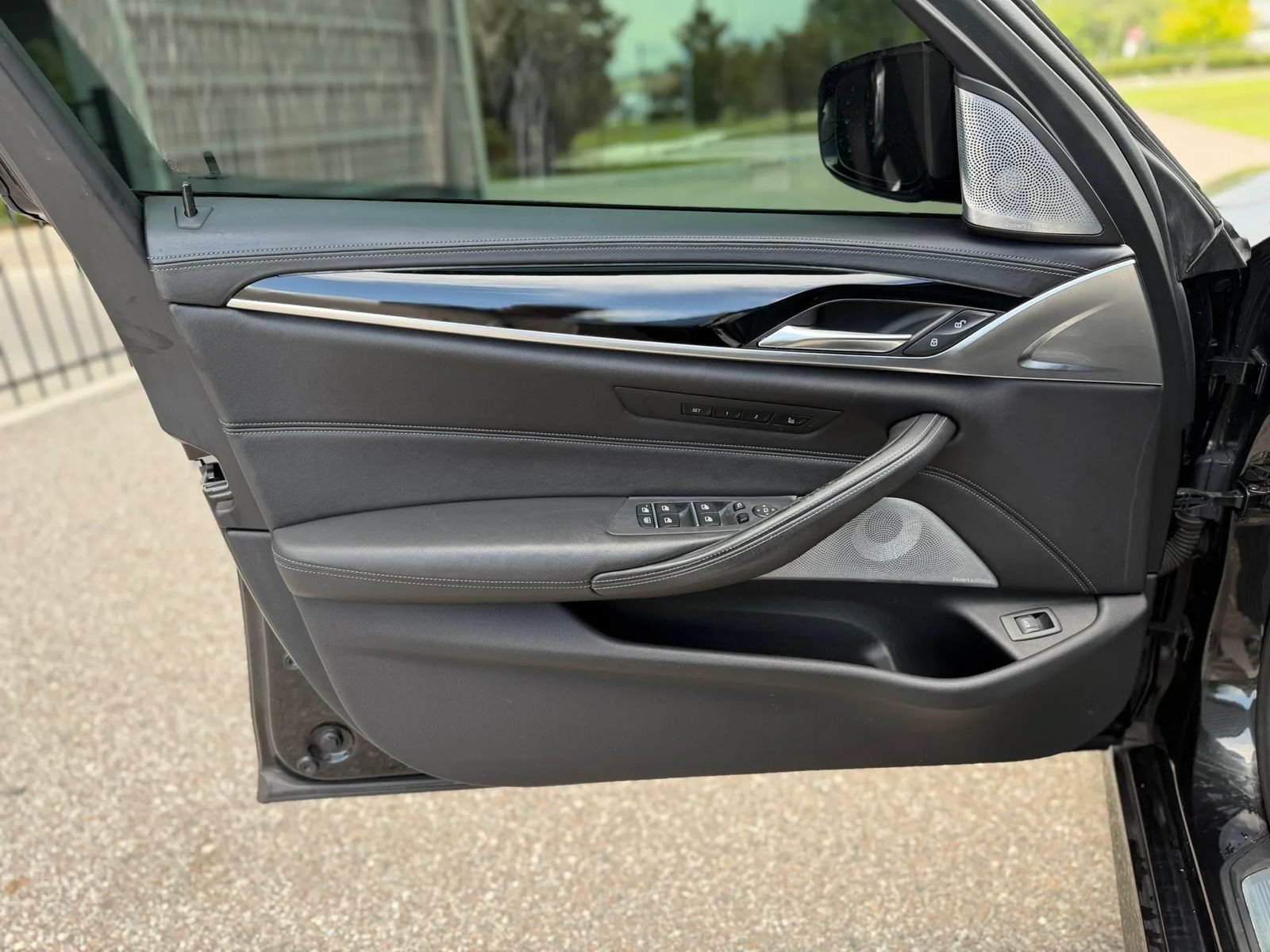 Used 2019 BMW M5 w/ Executive Package AWD/4WD image 18