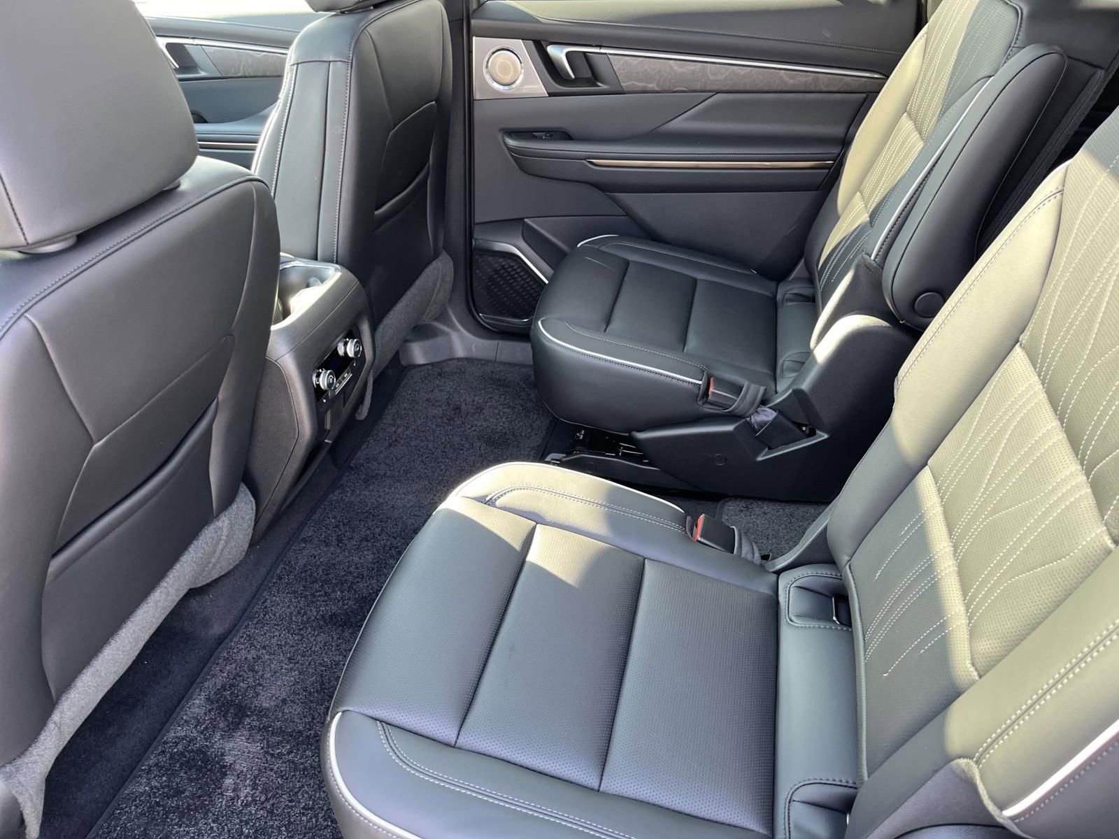 New 2026 Buick Enclave Avenir w/ Super Cruise Package AWD/4WD image 19