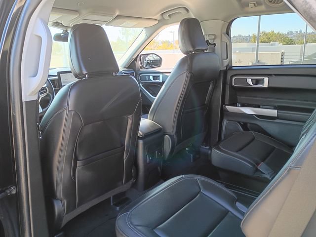 Used 2023 Ford Explorer XLT w/ Equipment Group 202A image 10