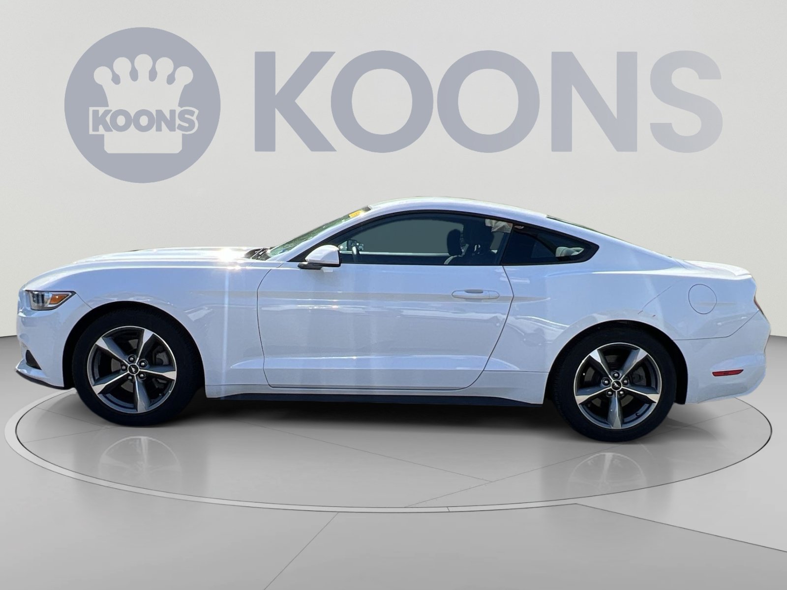 Used 2016 Ford Mustang Coupe w/ Equipment Group 051A RWD image 2