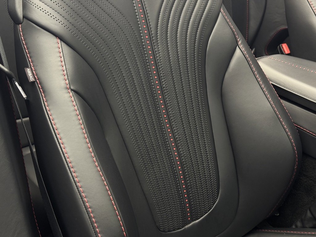 Used 2023 Aston Martin DB11 Volante image 63