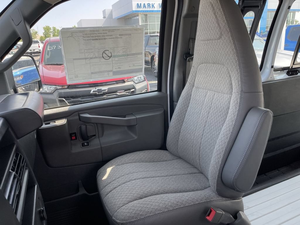 New 2025 Chevrolet Express 3500 Extended w/ Driver Convenience Package RWD image 17
