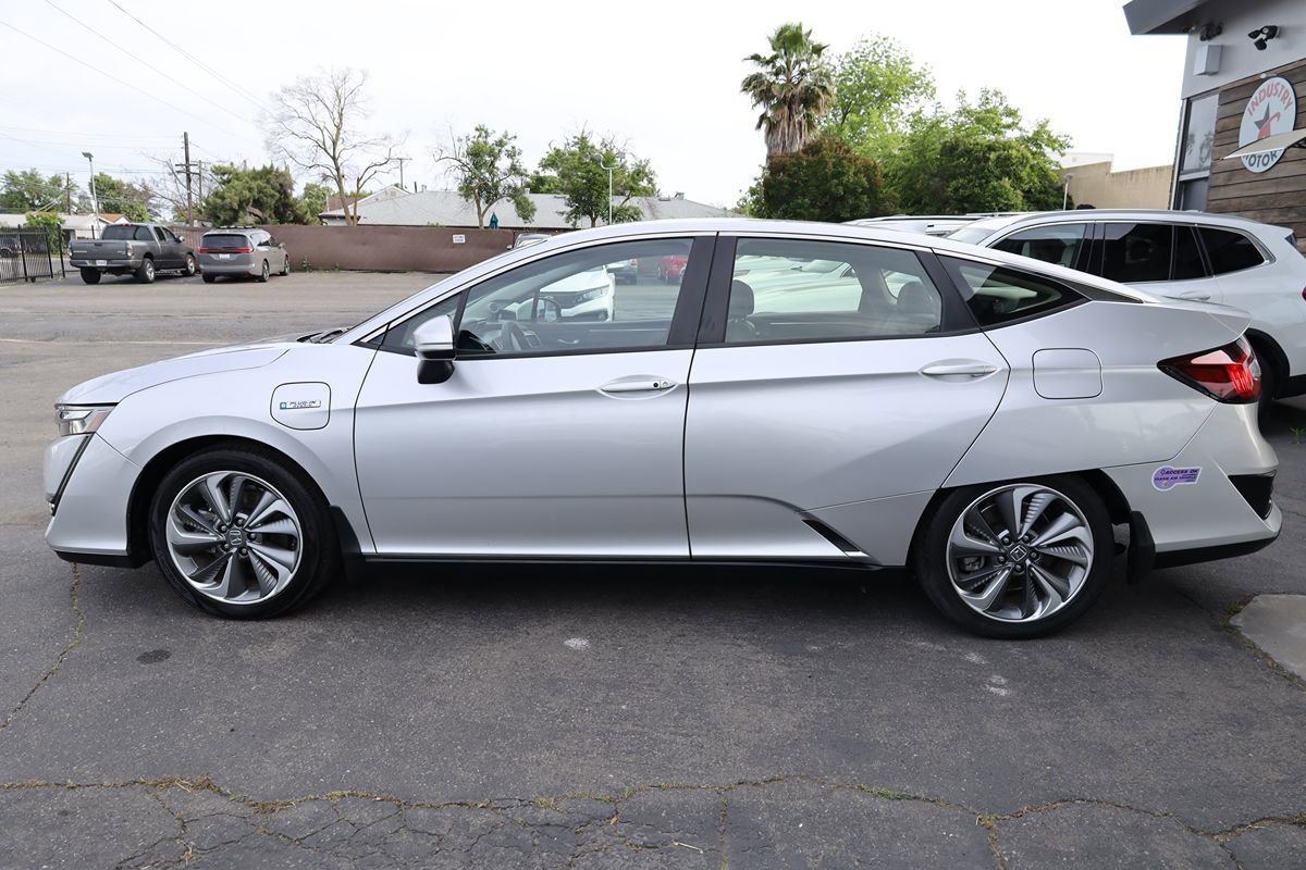 Used 2018 Honda Clarity Plug-In Hybrid image 9