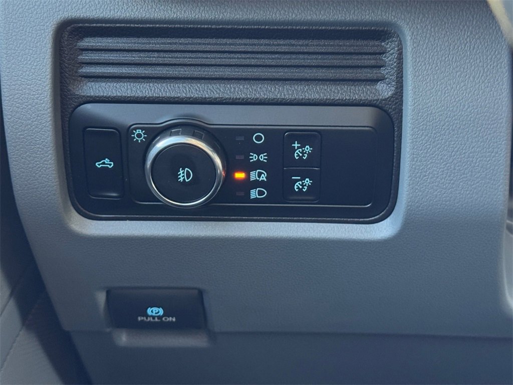 Used 2025 Ford F250 XLT image 23