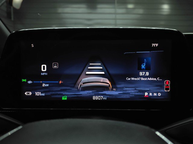 Used 2024 Chevrolet Blazer EV LT AWD/4WD image 22