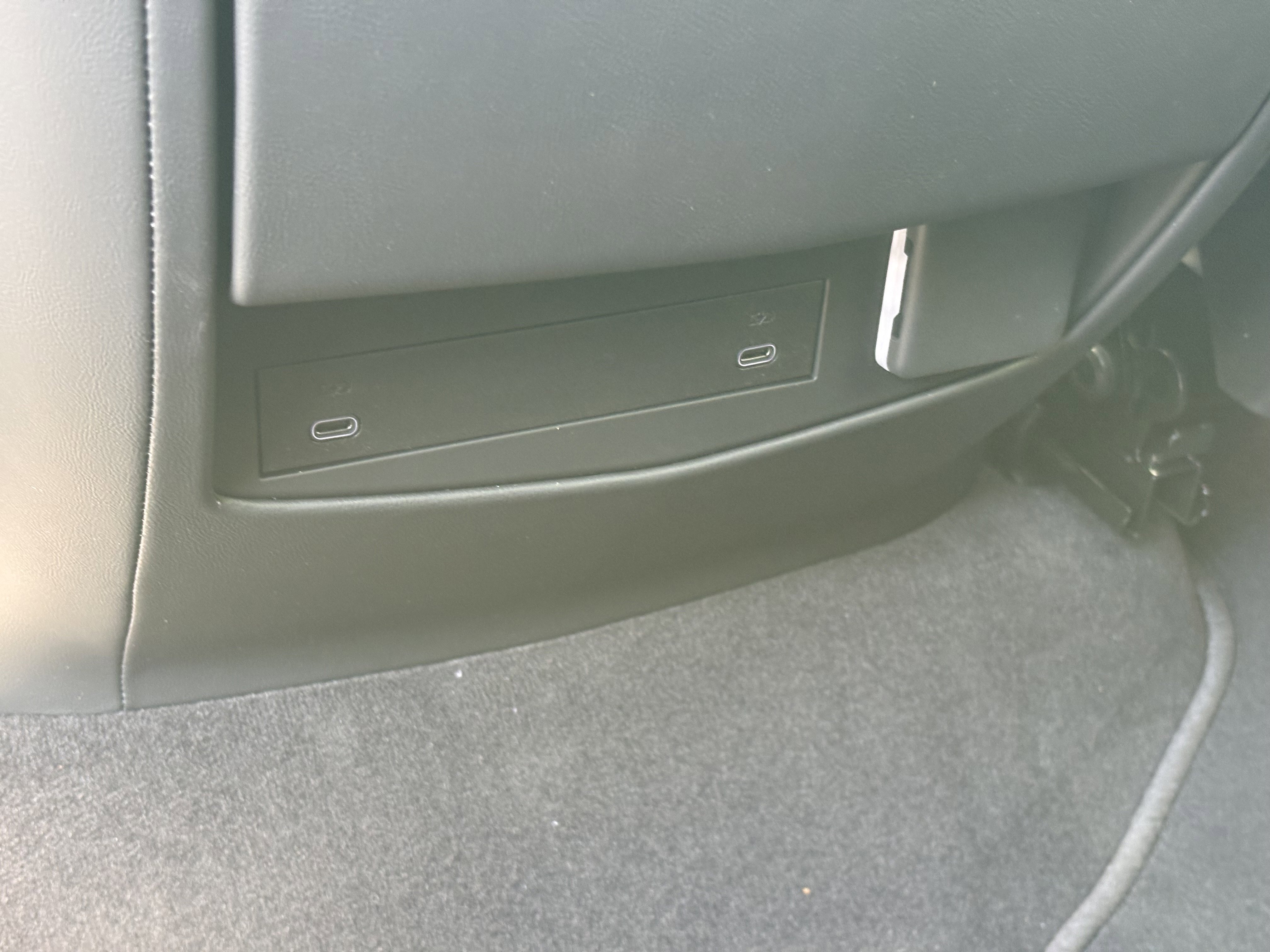 New 2026 Cadillac Escalade ESV Luxury image 16