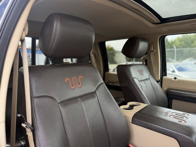 Used 2016 Ford F250 King Ranch w/ King Ranch Package AWD/4WD image 39