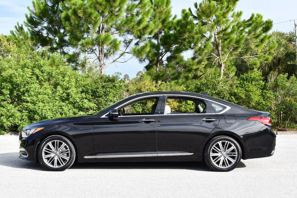 Used 2018 Genesis G80 3.8 w/ Option Group 02 RWD image 3
