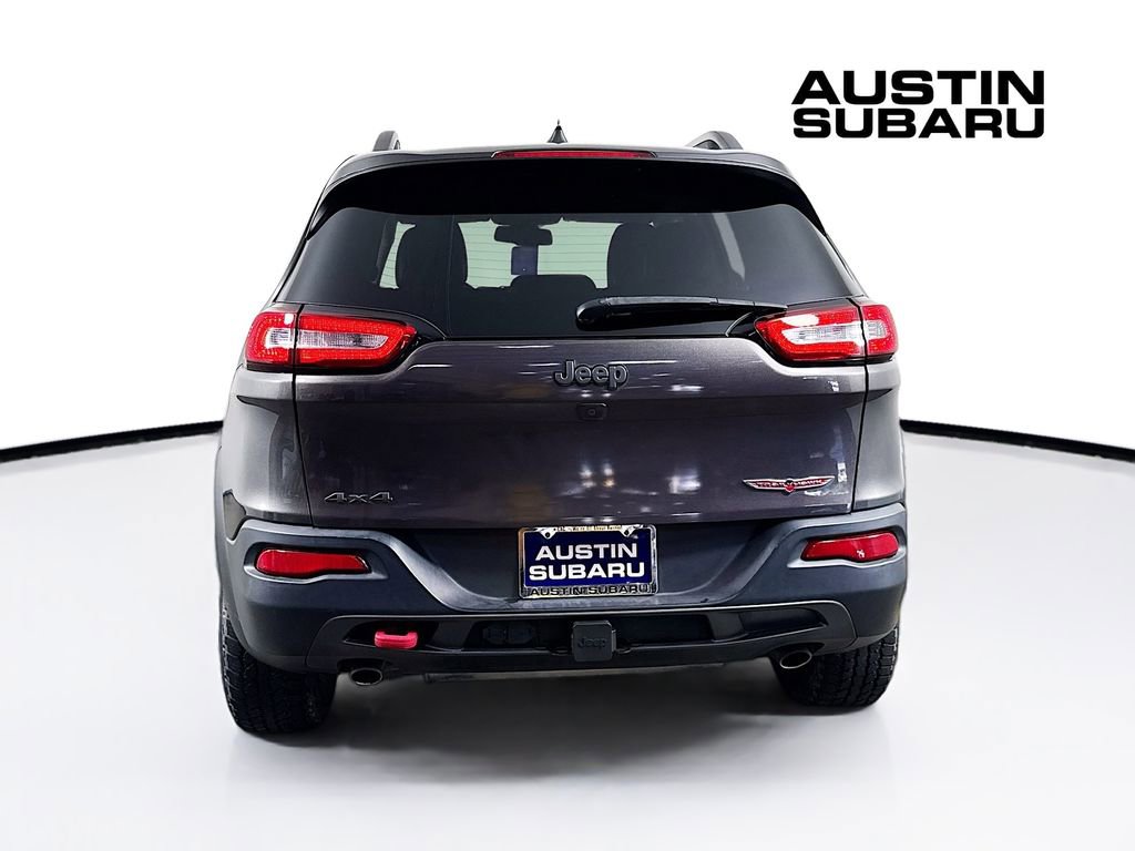Used 2016 Jeep Cherokee Trailhawk w/ Comfort/Convenience Group AWD/4WD image 6