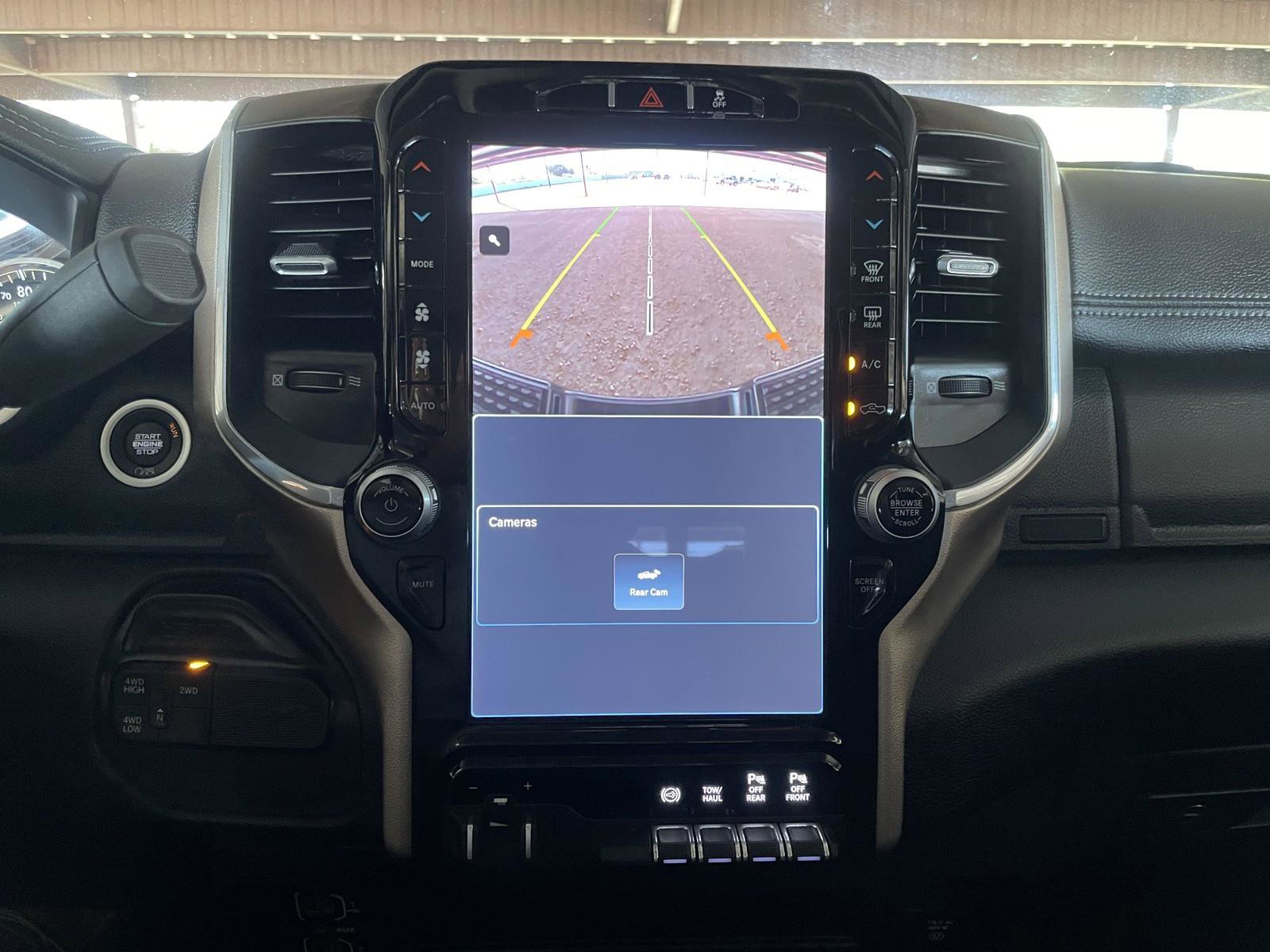 Used 2024 RAM 2500 Laramie image 14