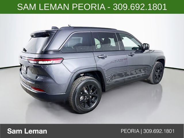 New 2026 Jeep Grand Cherokee Altitude image 7