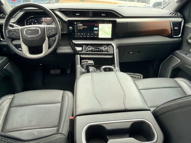 Used 2023 GMC Sierra 1500 Denali w/ Denali Carbonpro Edition AWD/4WD image 22