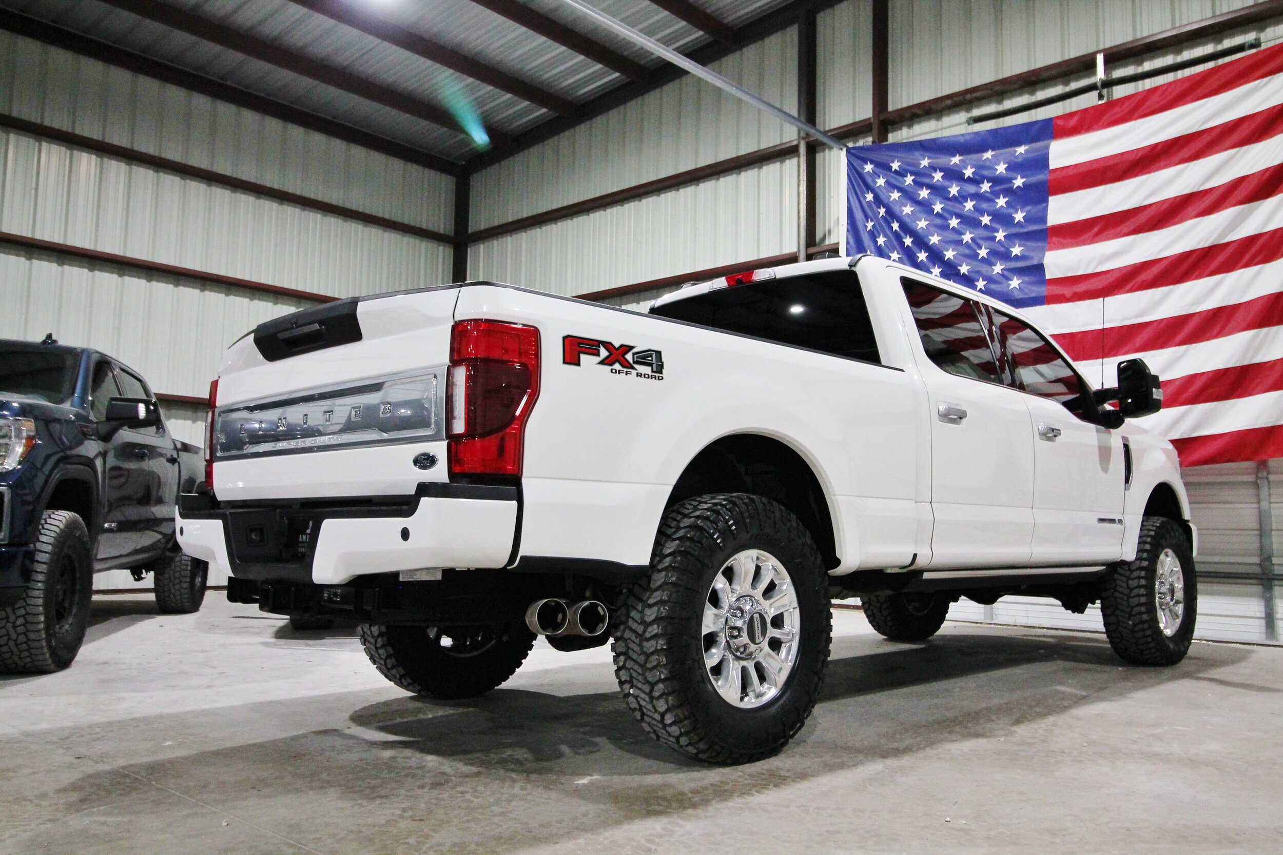 Used 2022 Ford F250 Limited AWD/4WD image 11