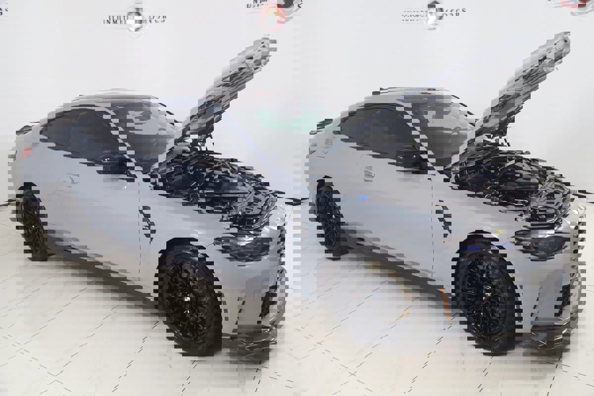 Used 2021 BMW M4 Coupe w/ Executive Package RWD image 27