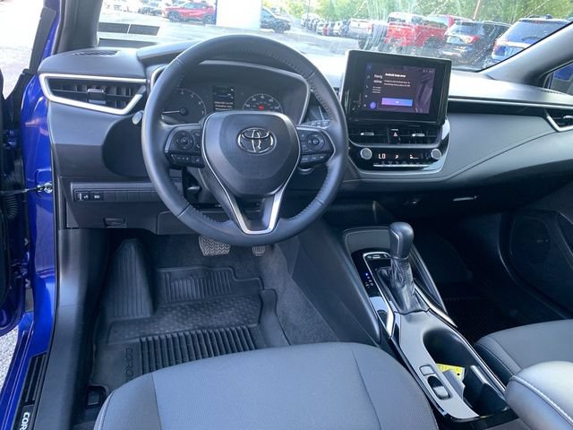 Used 2025 Toyota Corolla SE FWD image 18