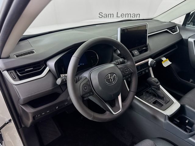 New 2025 Toyota RAV4 XLE image 9