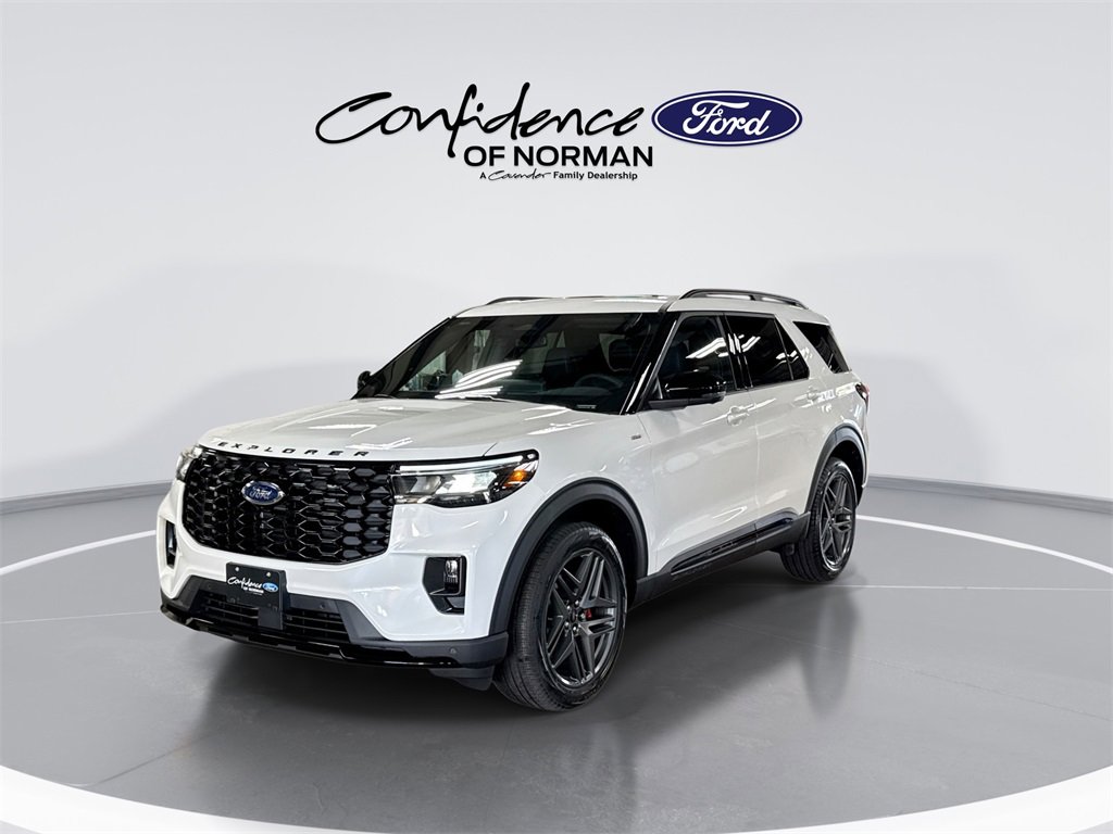 New 2026 Ford Explorer ST-Line w/ ST-Line Street Pack image 3