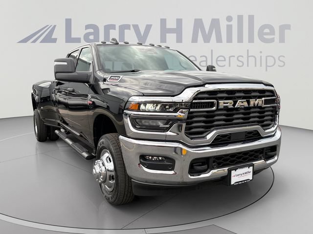 New 2027 RAM 3500 Tradesman AWD/4WD image 7