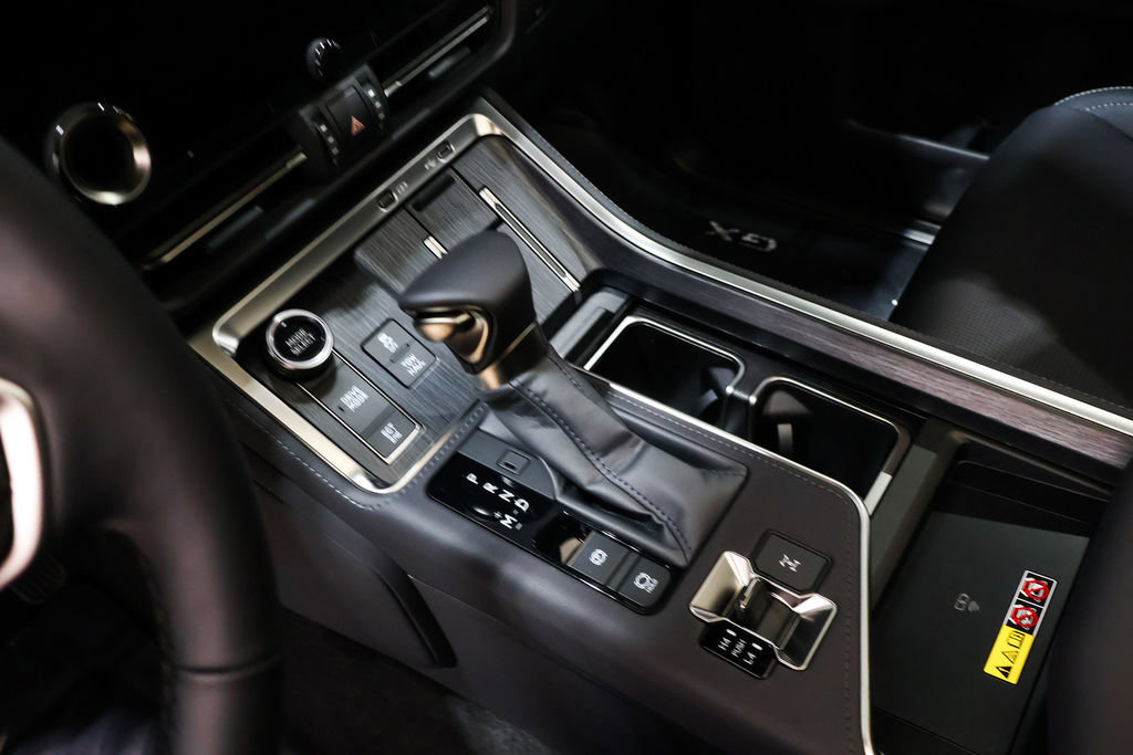 Used 2026 Lexus GX 550 w/ Accessory Package (2T) AWD/4WD image 91