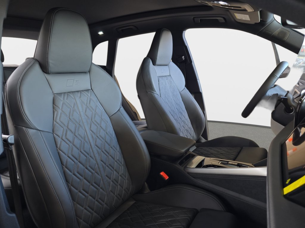 New 2026 Audi SQ5 Prestige AWD/4WD image 10