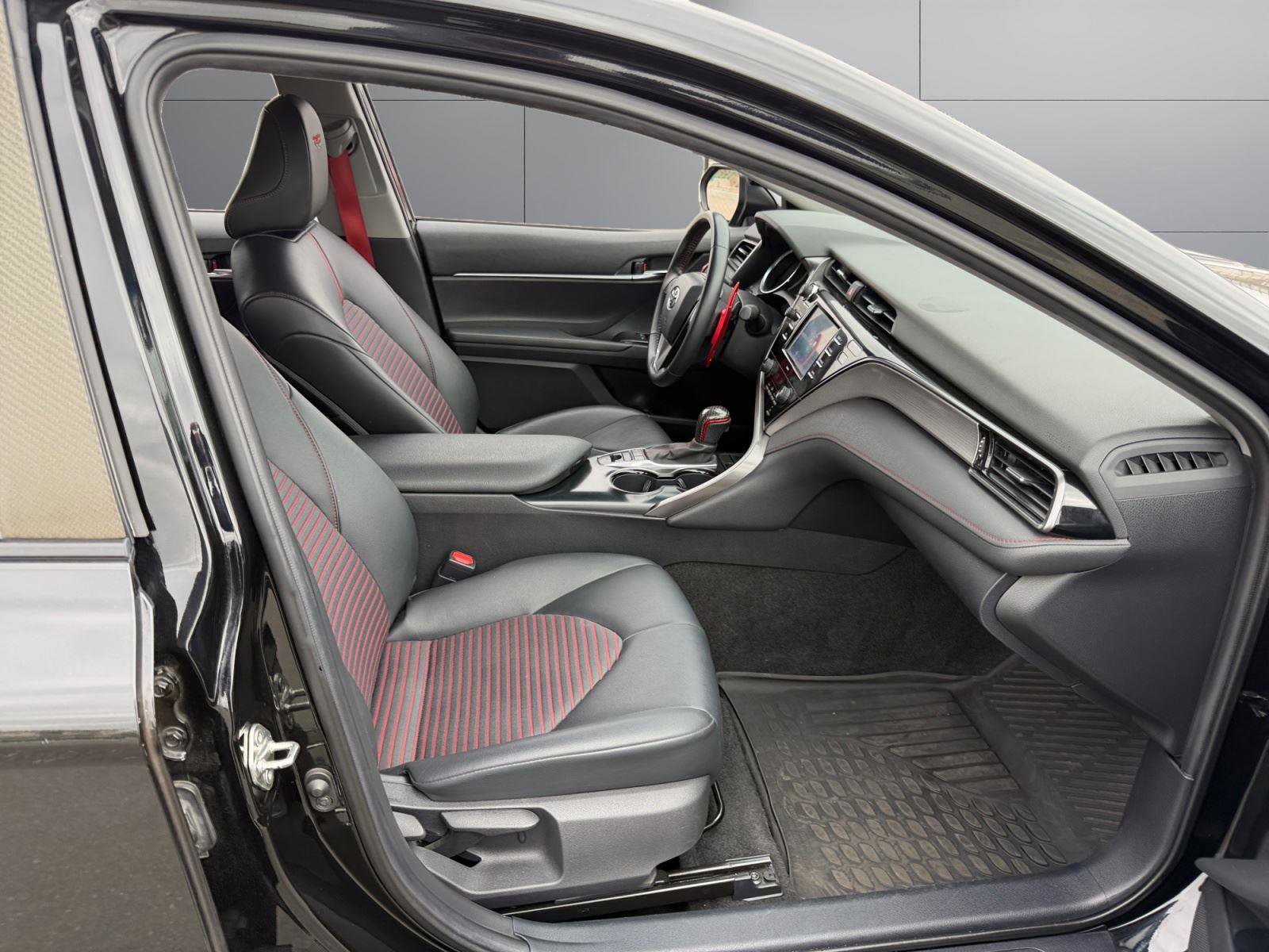 Used 2020 Toyota Camry TRD image 7