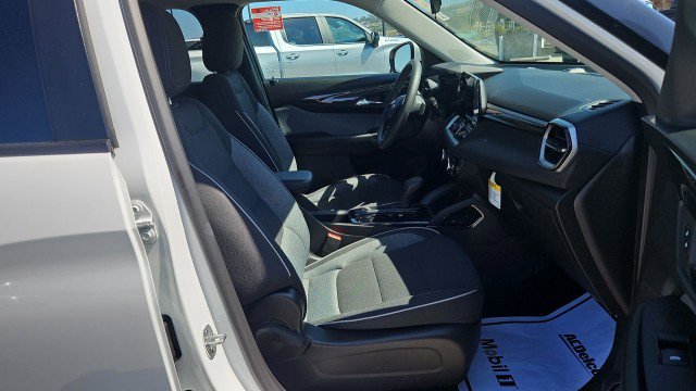 Used 2026 Chevrolet TrailBlazer LT AWD/4WD image 27