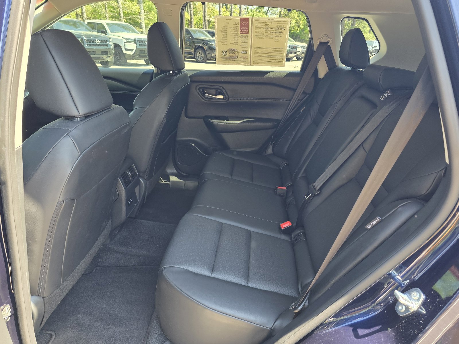 Certified 2025 Nissan Rogue SV w/ SV Premium Package FWD image 10