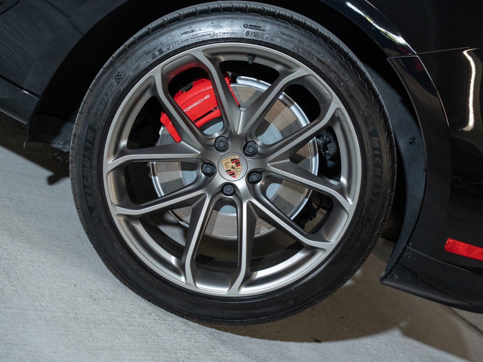 Certified 2024 Porsche Macan GTS AWD/4WD image 11