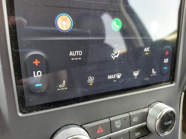 Used 2024 Ford Edge SEL image 23