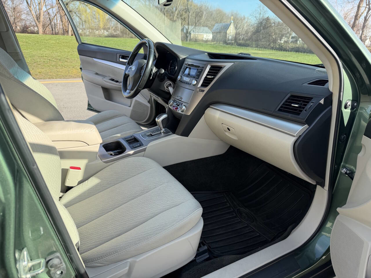 Used 2012 Subaru Outback 2.5i Premium w/ All-Weather Pkg image 15